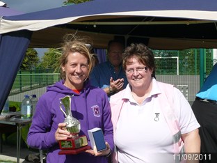 Diane Stewart First Female Shepton resident in 10k presented by Jackie Priddle Diane Stewart First Female Shepton resident in 10k presented by Jackie Priddle